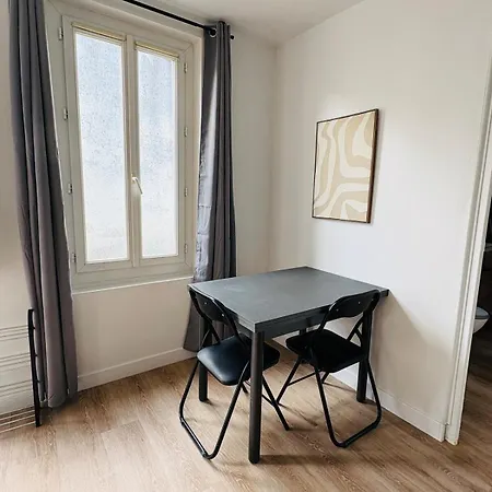 Maison Independante L Climatisation L Exterieur קסטרה