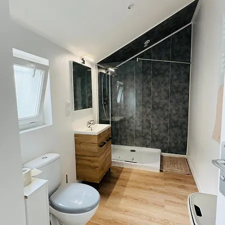 Maison Indépendante L Climatisation L Extérieur Castres (Tarn)